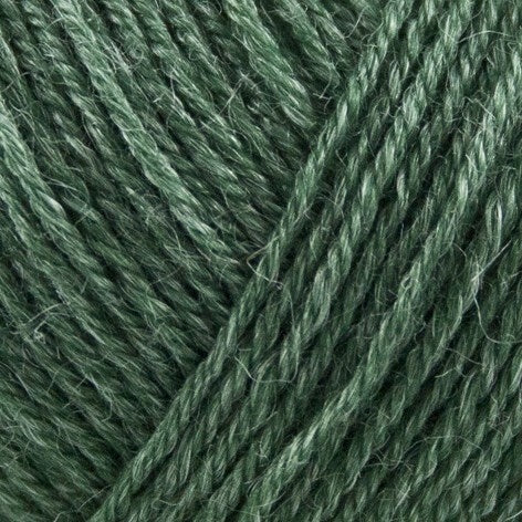 1006 - Nettle Sock Yarn - Onion