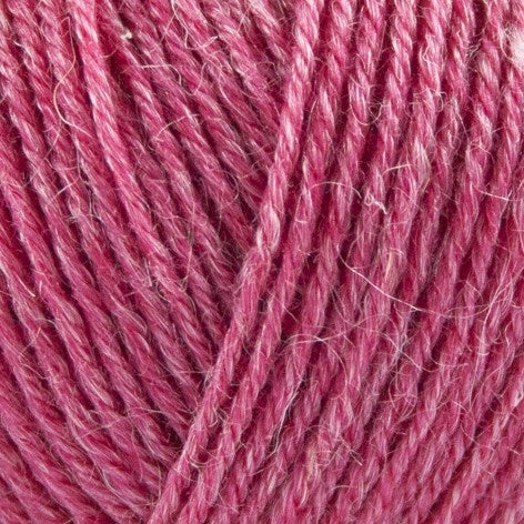 1013 - Nettle Sock Yarn - Onion