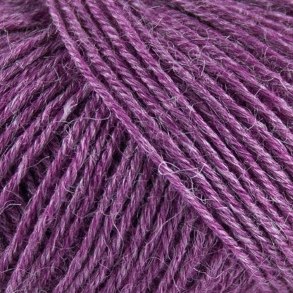 1026 - Nettle Sock Yarn - Onion