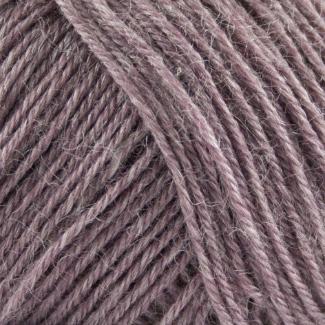 1028 - Nettle Sock Yarn - Onion