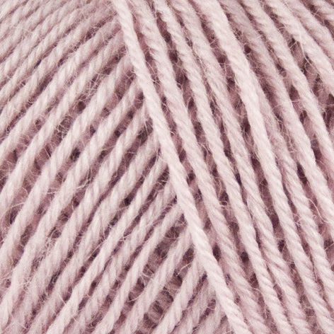 1029 - Nettle Sock Yarn - Onion